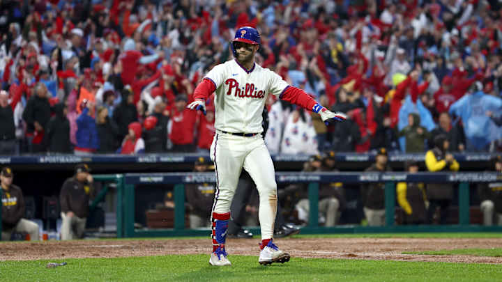 Bryce Harper’s Dramatic Home Run Launches Phillies Into World Series (Video)