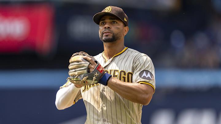 Padres’ Xander Bogaerts Will Move to Second Base, Manager Says