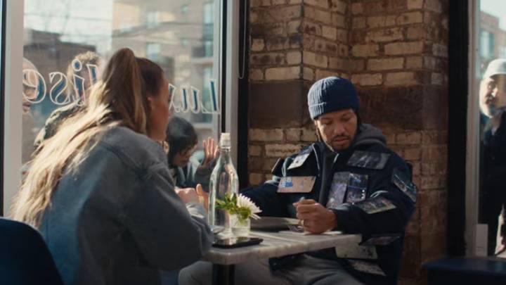WATCH: Knicks' Jalen Brunson, Liberty's Sabrina Ionescu Star in AT&T March Madness Ad