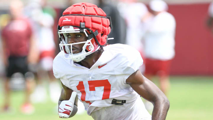 Mbake Makes Case for Returning to Hogs in Job Interview Type Performance Mbake Makes Case for Returning to Hogs in Job Interview Type Performance