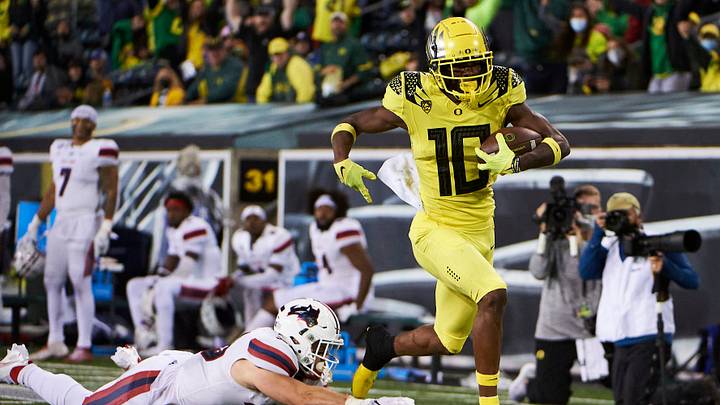 Oregon Transfer Dont'e Thornton Brings More Than a Physical Profile