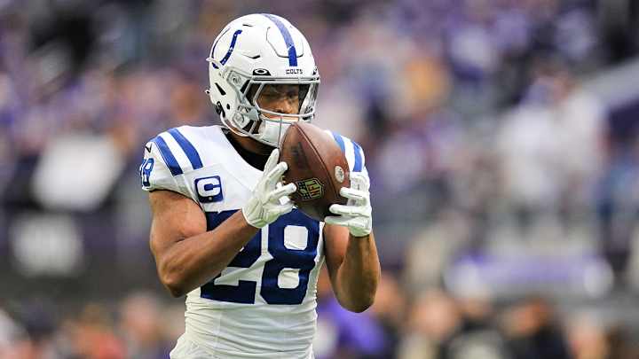 Colts Won't Just Give Jonathan Taylor Away, Indy Needs Good Return, Per Report Colts Won't Just Give Jonathan Taylor Away, Indy Needs Good Return, Per Report
