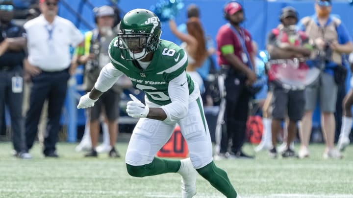 Hardman Hints at Frustration for Lack of Playing Time