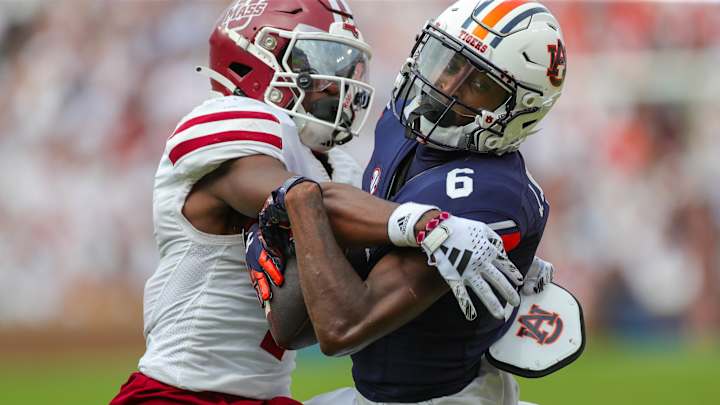 Injury update: Tigers dressed out during warm-ups vs Georgia Bulldogs