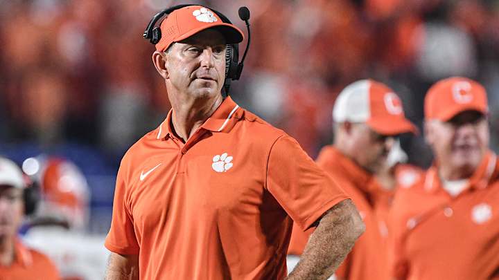College Football World Was in Disbelief Over Clemson’s Offensive Struggles vs. Duke College Football World Was in Disbelief Over Clemson’s Offensive Struggles vs. Duke