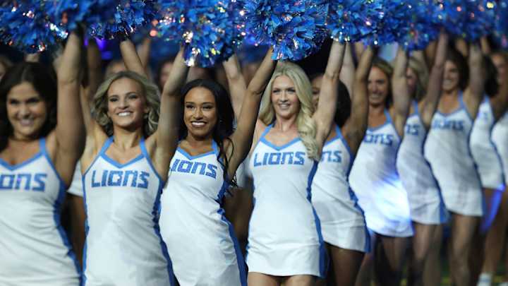 Dan Campbell Expects Ford Field to be Louder than Arrowhead Stadium