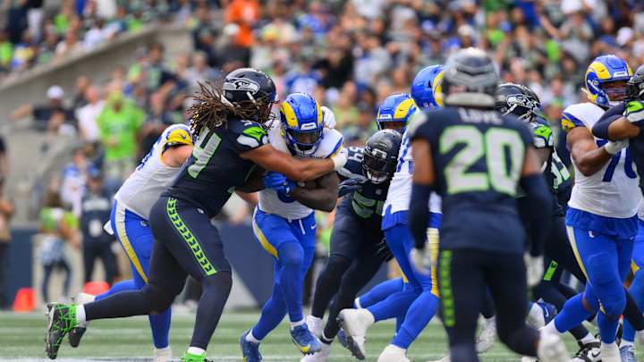 How Seattle Seahawks Elite Run Defense Plays Big Despite Going 'Light' How Seattle Seahawks Elite Run Defense Plays Big Despite Going 'Light'