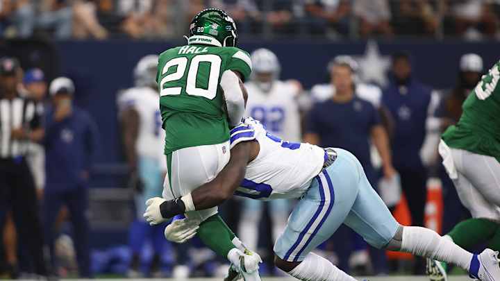 Breece Hall on Jets' Struggles in Run Game: 'I Only Got Four Touches' Breece Hall on Jets' Struggles in Run Game: 'I Only Got Four Touches'