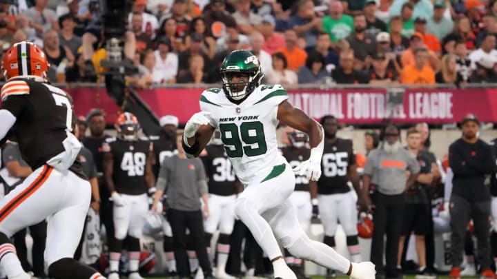 Will Jets' First-Round Draft Pick Play vs. Patriots? Will Jets' First-Round Draft Pick Play vs. Patriots?