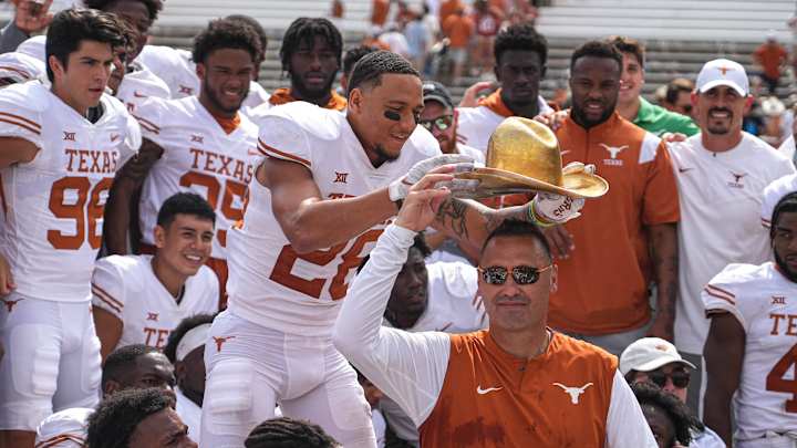 How to Watch Sooners vs. Longhorns Red River Showdown