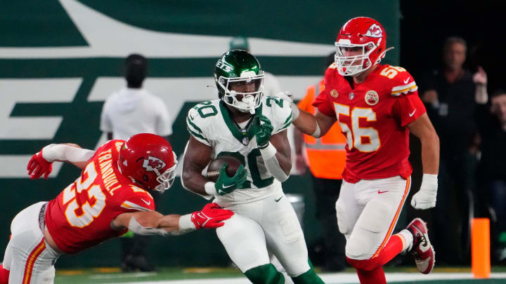 Jets' Fantasy Outlook: One Must Start, One Sit for Week 5 vs. Broncos