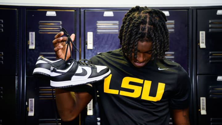 Nike Supplied LSU Tigers With 'Panda' Dunks