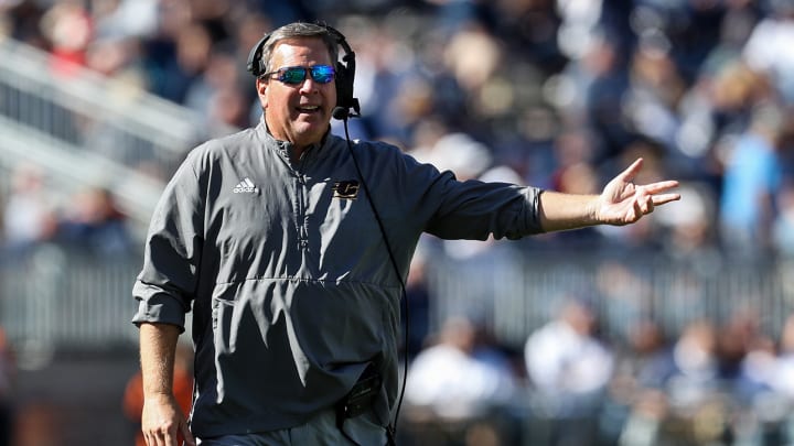 Jim McElwain Addresses Photo That Appears to Show Michigan's Connor Stalions on CMU Sideline Jim McElwain Addresses Photo That Appears to Show Michigan's Connor Stalions on CMU Sideline