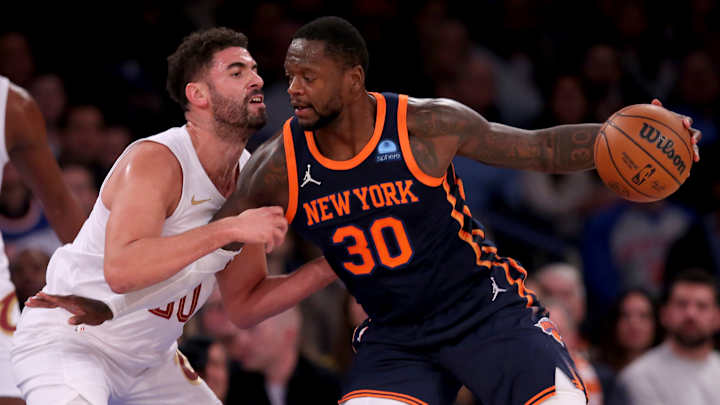 Knicks vs. Bucks Prediction, Player Props & Odds for Today, 11/3 on ESPN
