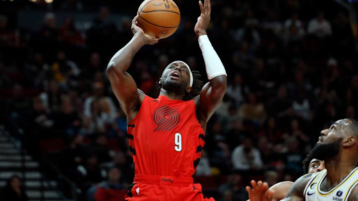 Lakers News: Top Betting Odds & Lines For Portland-LA Friday Night Fight