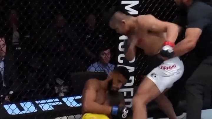 UFC Video: Indonesia's Jeka Seragih Scores Sensational First-Round KO