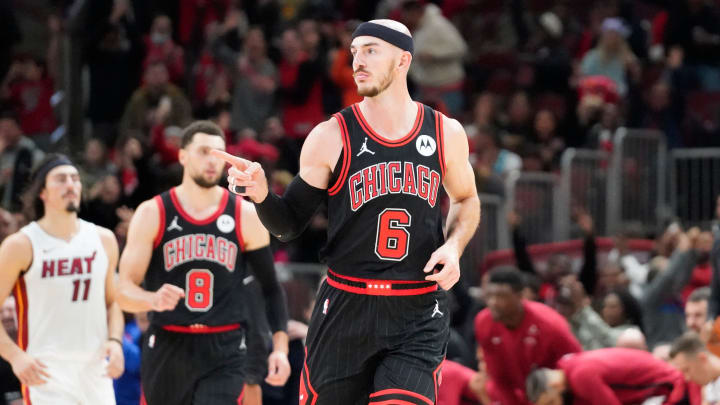 Bulls Taking Firm Stance on Alex Caruso as Trade Rumors Intensify, per Report
