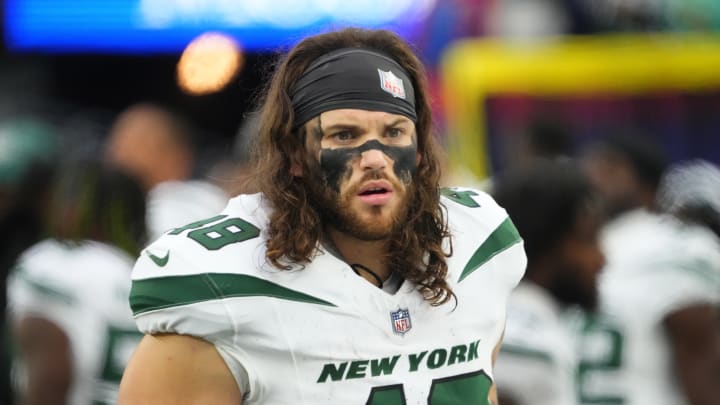 Bawden's Back, Puts Jets' Practice Squad Cornerback Out of Work