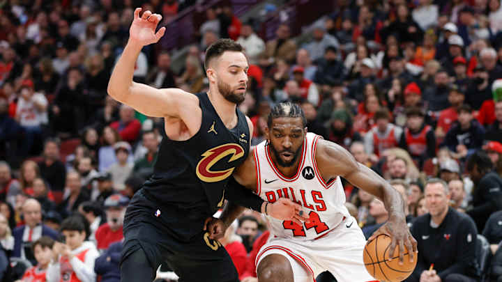 Shorthanded Cavaliers Stun Bulls In Double-Digit Win