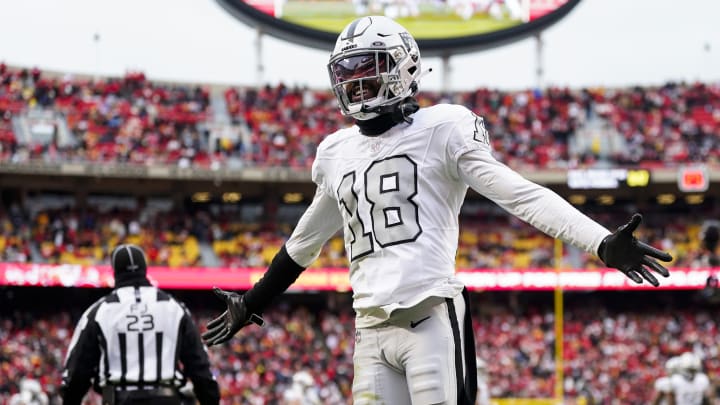 Raiders DB Passionately Refutes Travis Kelce’s Saying Chiefs Gave Away Game vs. Raiders