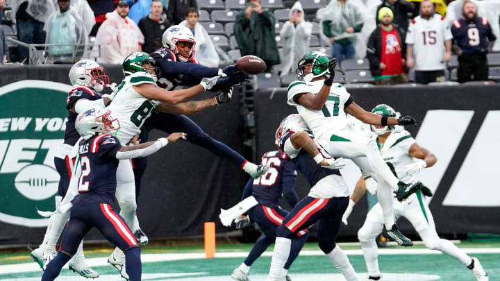 Oddsmakers Suggest Patriots' Dominance over Jets Will Survive the Season