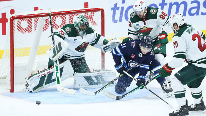 Jets' Cole Perfetti Says Wild's Ryan Hartman Admitted Dirty High-Stick Was Intentional
