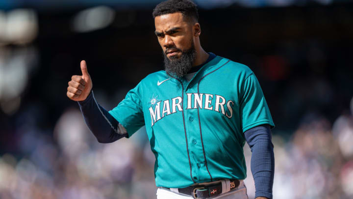 Dodgers Add Another Marquee Name With Signing of All-Star Teoscar Hernández, per Report