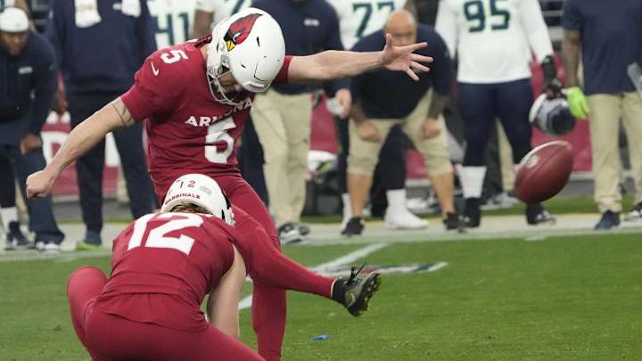 Cardinals Fans Had Good Reason for Praising Their Team’s Kicker After Missing Game-Winning FG