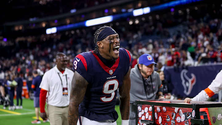 Brevin Jordan Makes Texans History With Critical Wild Card TD vs. Browns