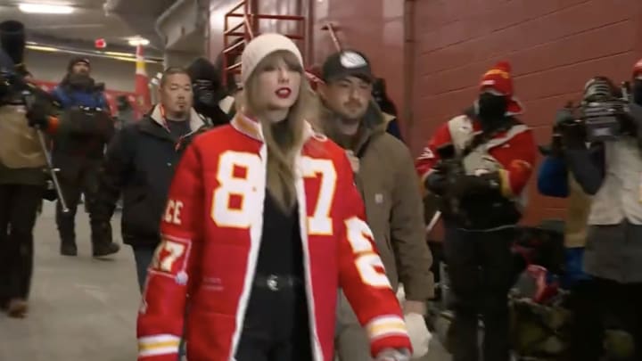 Travis Kelce Has Perfect Message for Fans Who Have Turned Him and Taylor Swift into the ‘Enemy’