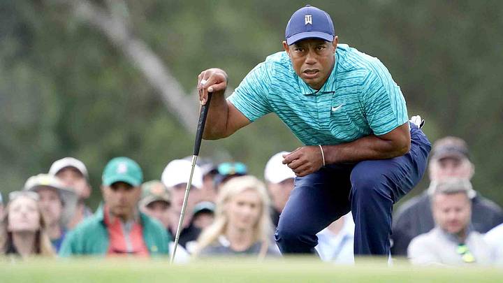 Tiger Woods Turns in Second-Round 74, Moving Onto Weekend at Masters
