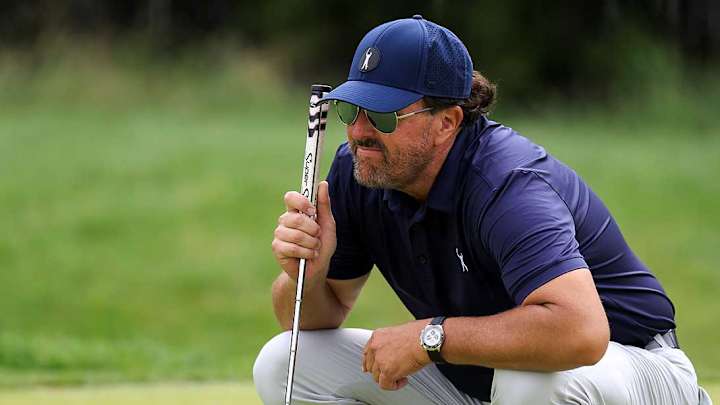 Phil Mickelson Shoots 73 Friday at U.S. Open, Ending a Chaotic Couple Weeks