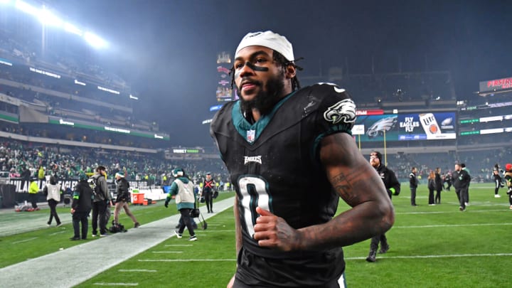 Eagles’ D’Andre Swift, Cowboys’ Micah Parsons Unite on Podcast: ‘It's All Love!’